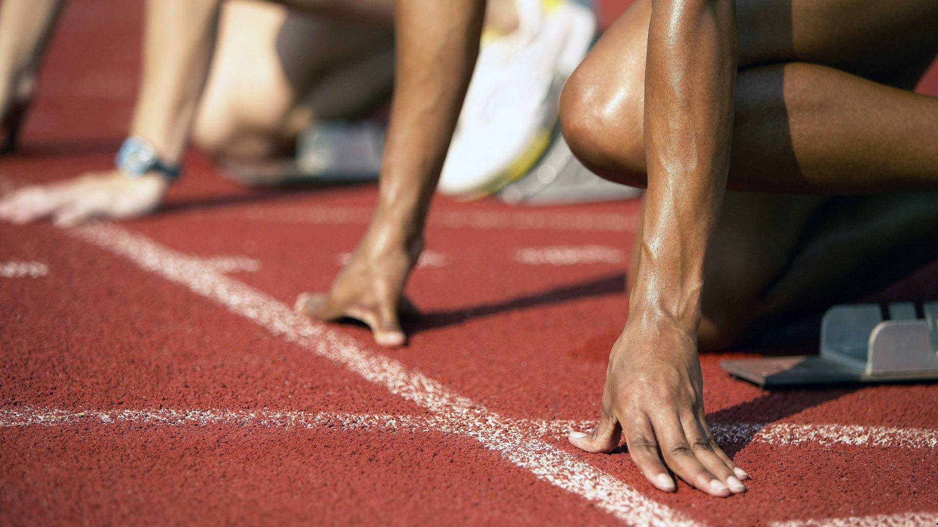 小丁重返CBA赛场，双向合同难接受，冠军诱惑成关键